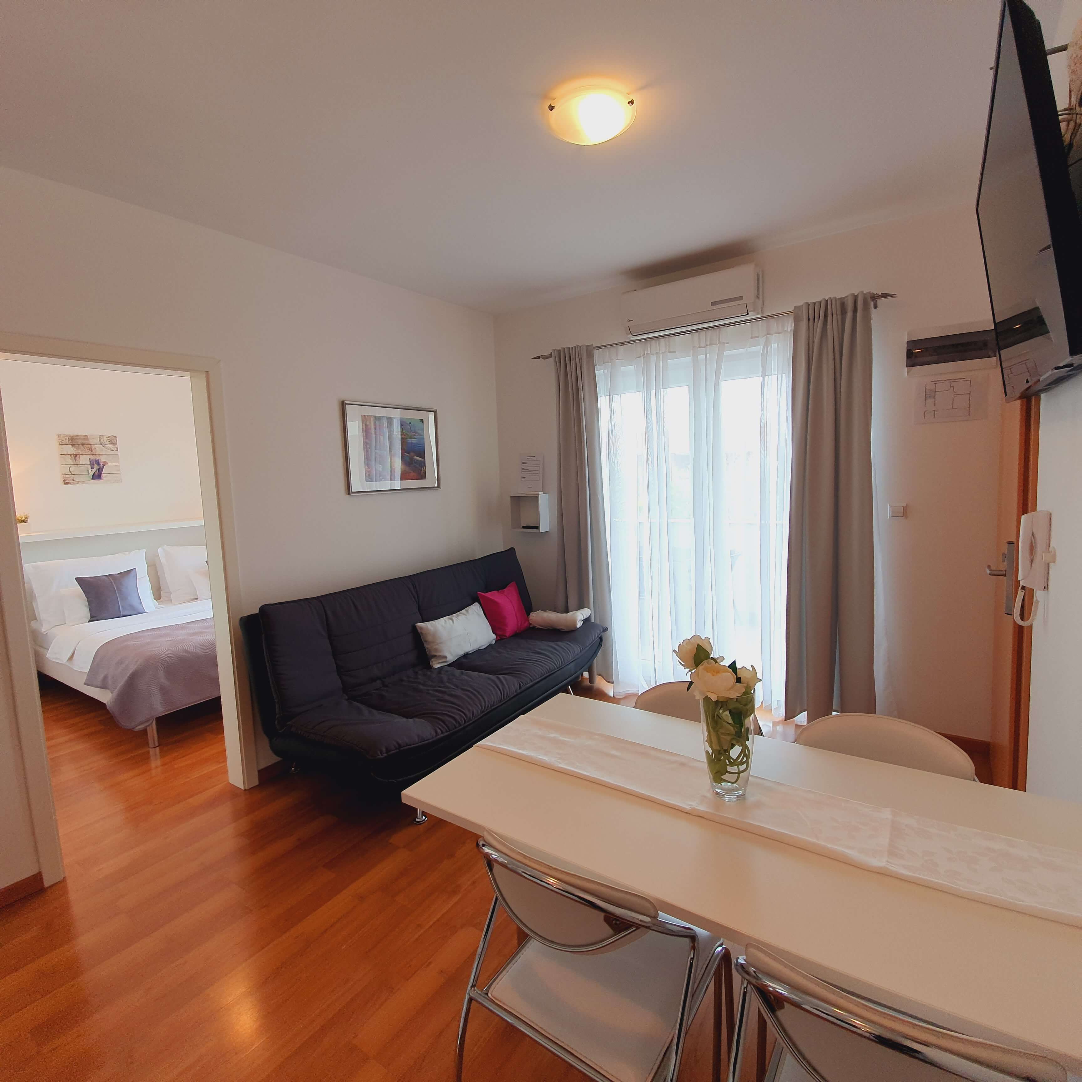 Apartmani Marti Murter