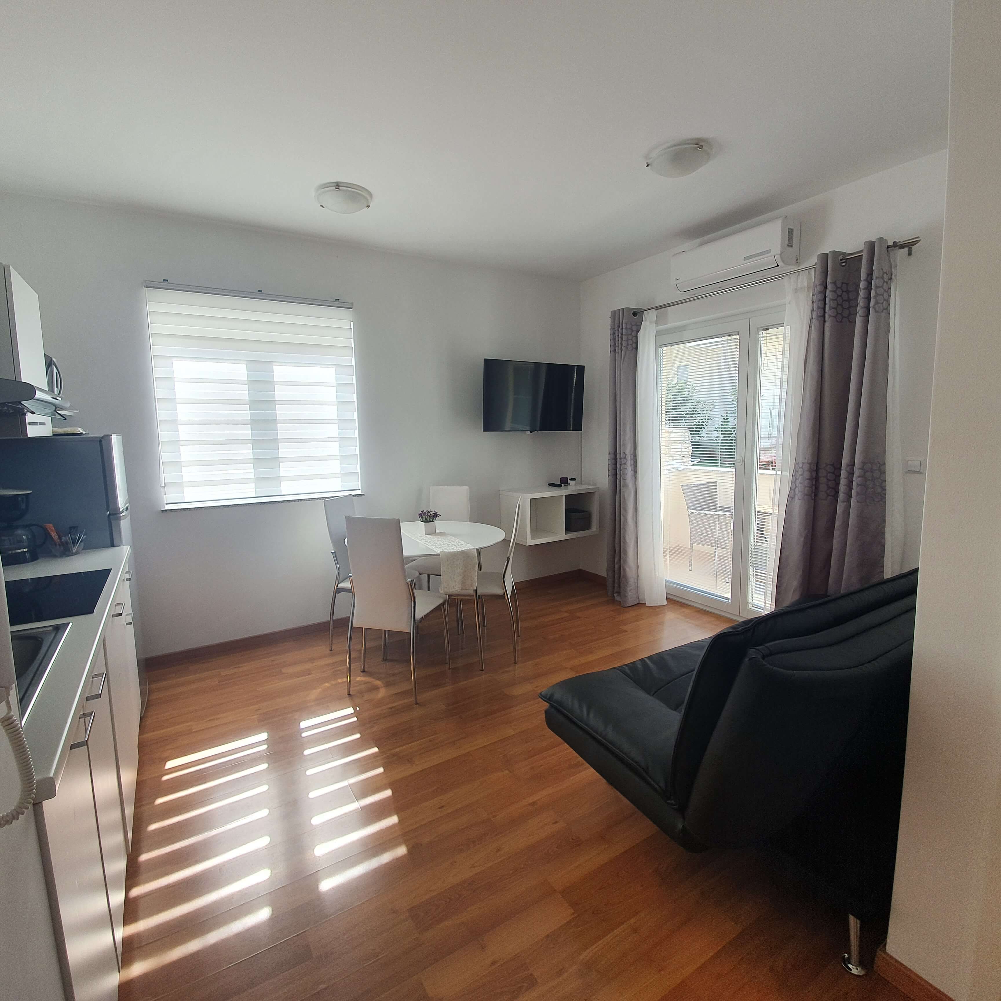 Apartmani Marti Murter