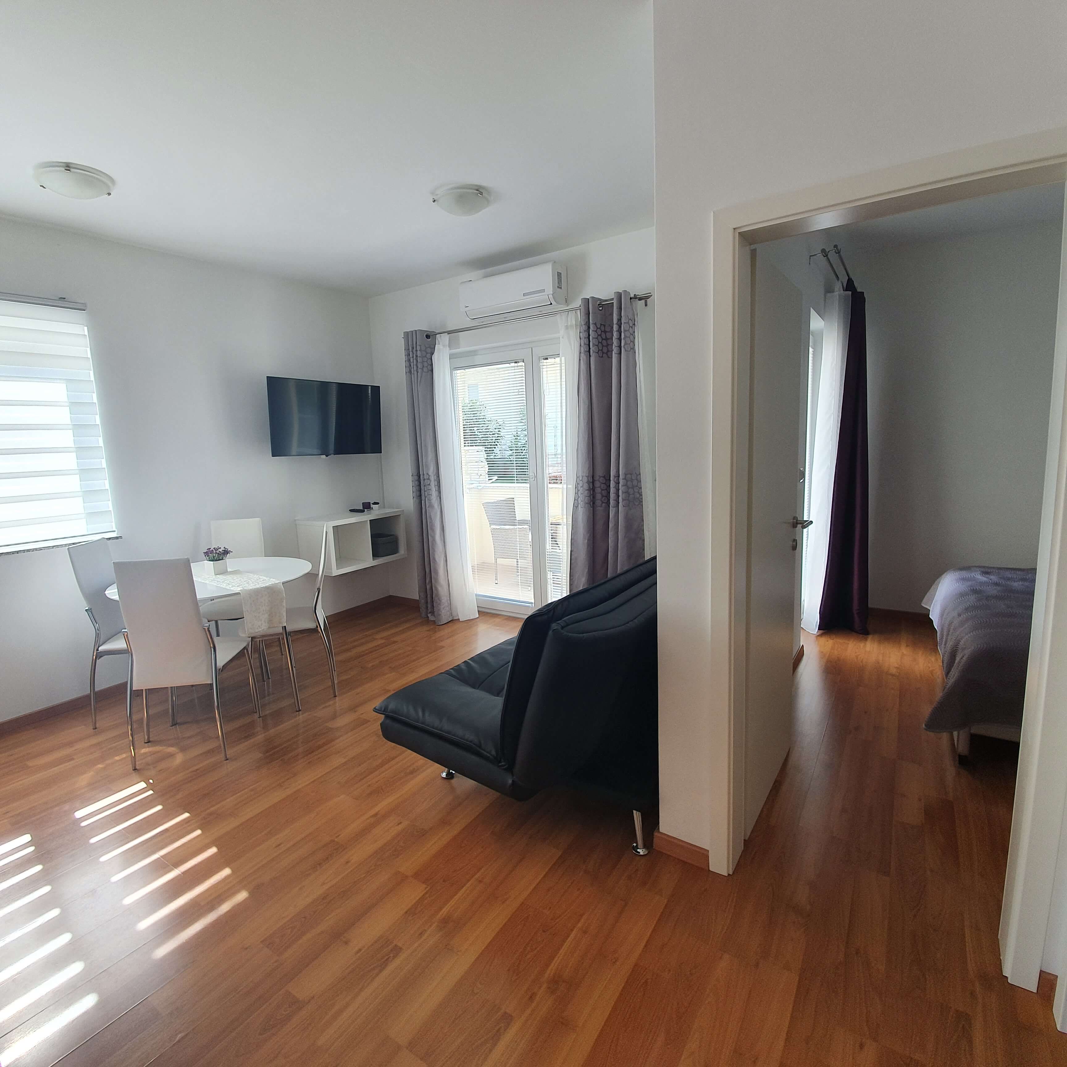 Apartmani Marti Murter