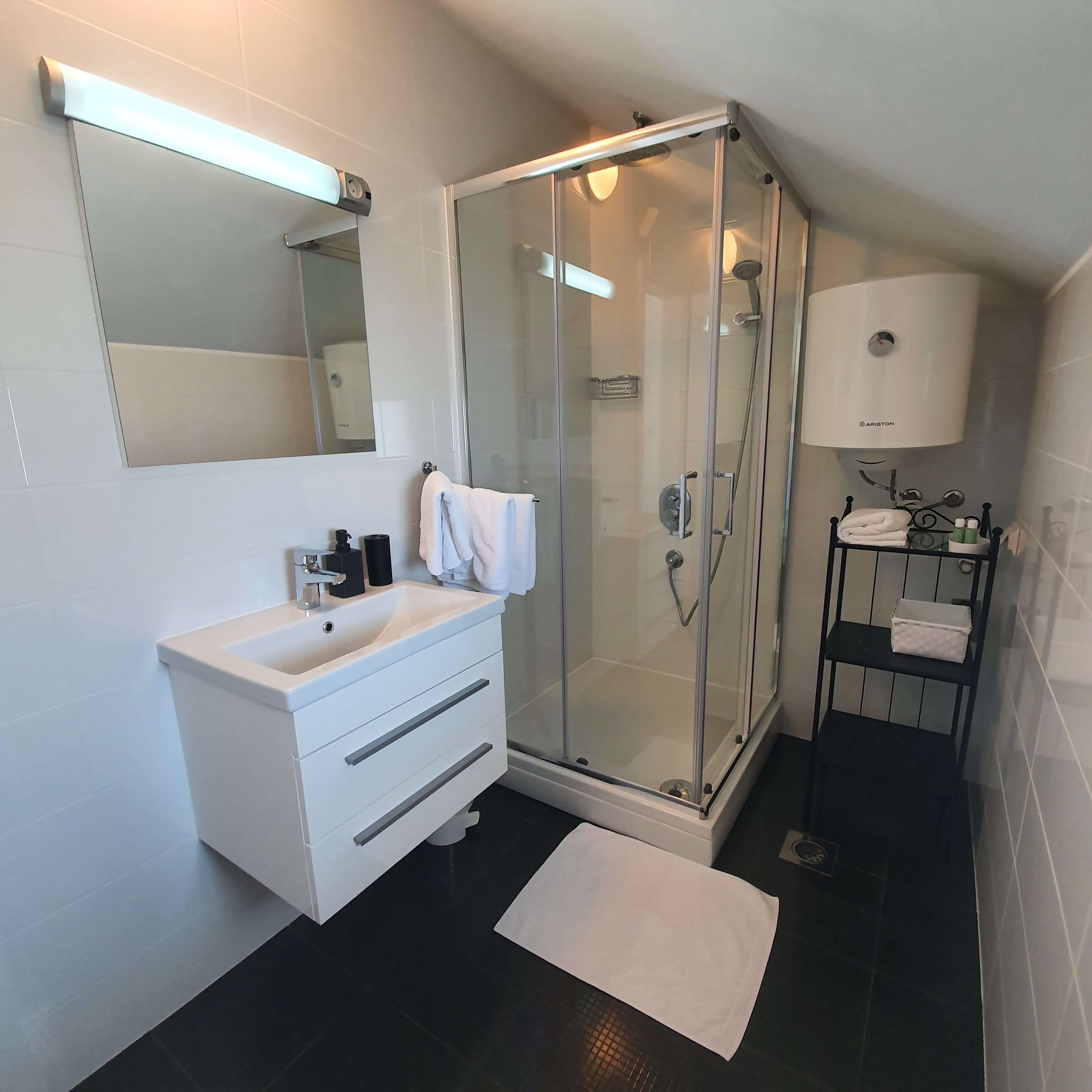 Apartmani Marti Murter